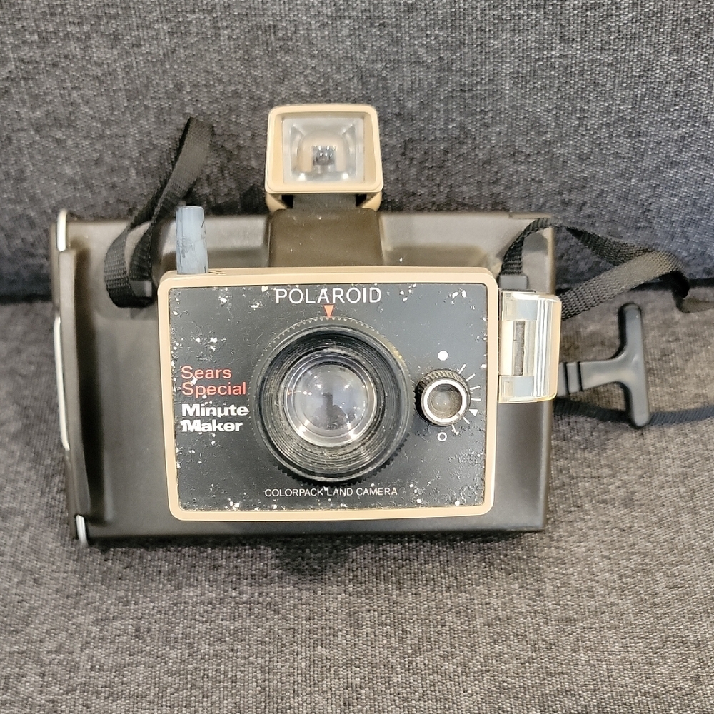 Polaroid Sears Vintage Special Minute Maker Camera - Black and Tan - Picture 1 of 4